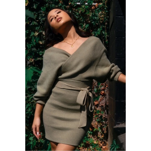 Lulus Green Sweater Dress size XS - Picture 1 of 15